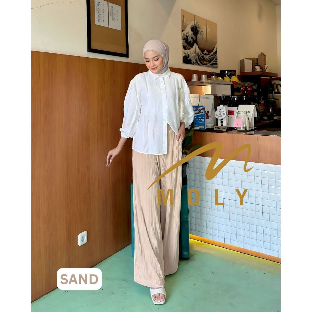 MDLY Terbaru Celana pankang wanita Deya Pleats Cullote dan Myla Pants by MDLY Sand