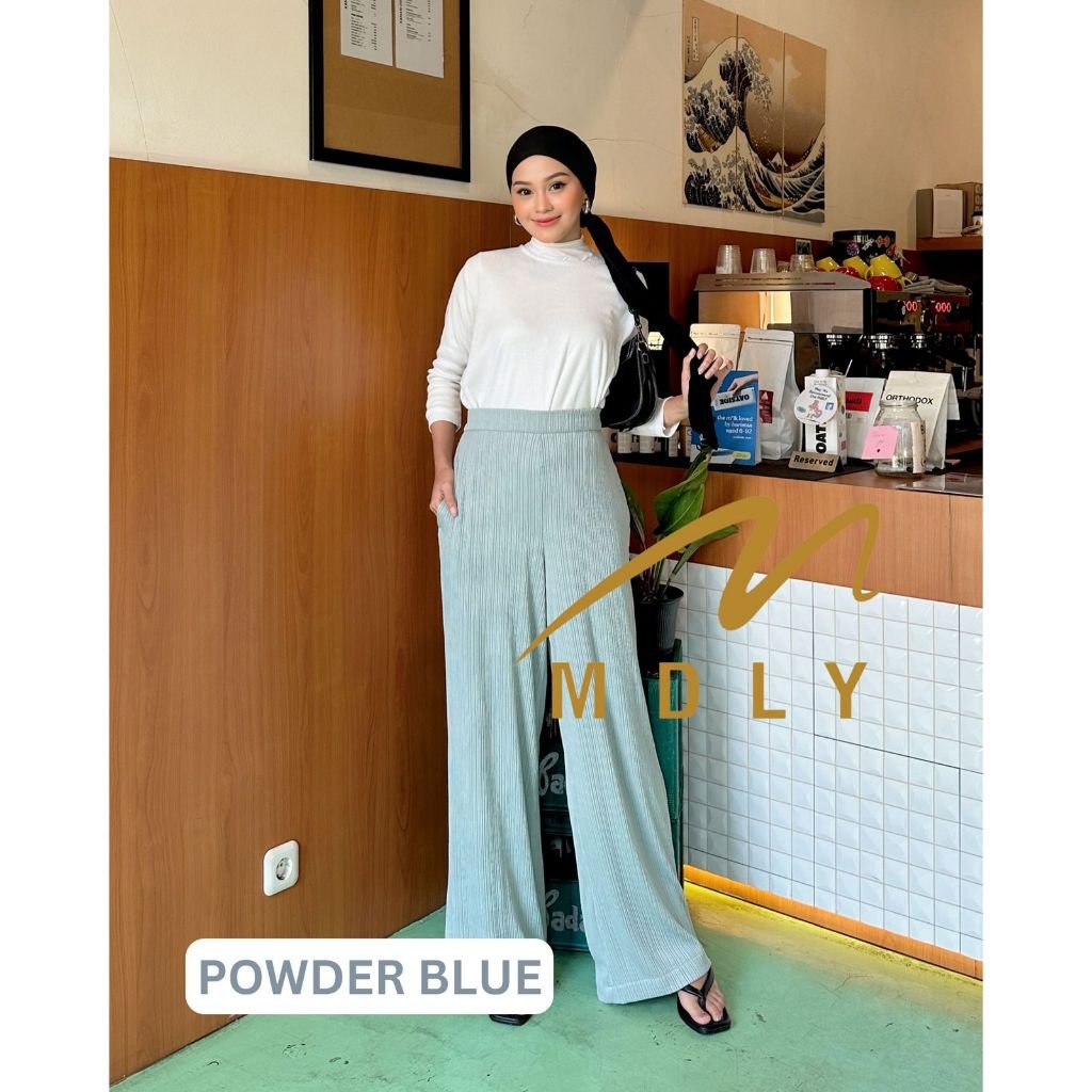 MDLY Terbaru Celana pankang wanita Deya Pleats Cullote dan Myla Pants by MDLY Powder blue