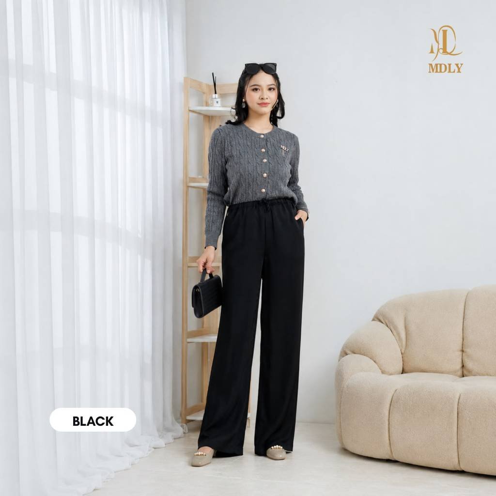 MDLY Terbaru Celana pankang wanita Deya Pleats Cullote dan Myla Pants by MDLY Myla Black